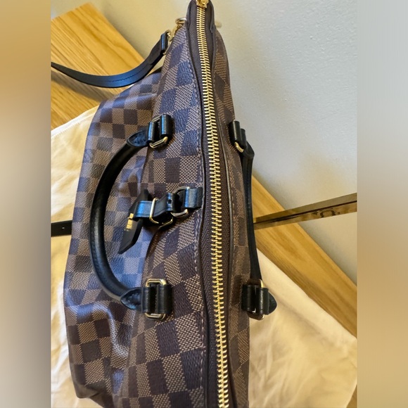 Authentic Louis Vuitton Odeon Tote MM in Damier Ebene - Picture 5 of 12